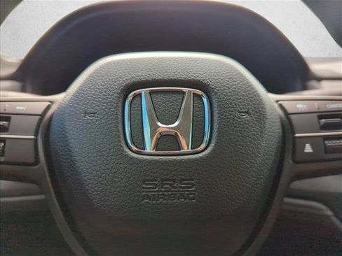 Used 2025 Honda Accord SE image 16