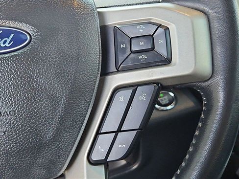 Certified 2022 Ford F250 Lariat w/ Tremor Off-Road Package AWD/4WD image 23
