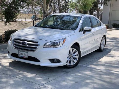 Used 2017 Subaru Legacy 2.5i Premium image 3