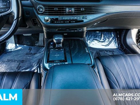 Used 2022 Lexus LS 500 AWD w/ Executive Package image 40