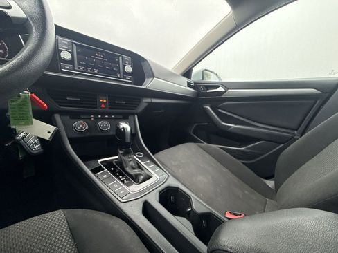 Used 2019 Volkswagen Jetta S FWD image 18