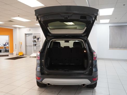 Used 2018 Ford Escape SEL image 10