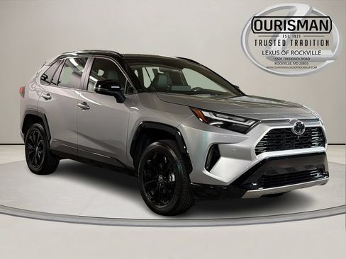 Used 2025 Toyota RAV4 XSE w/ Advanced Technology Package AWD/4WD image 1