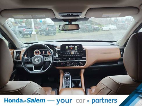 Used 2022 Nissan Pathfinder Platinum w/ Cargo Package image 35