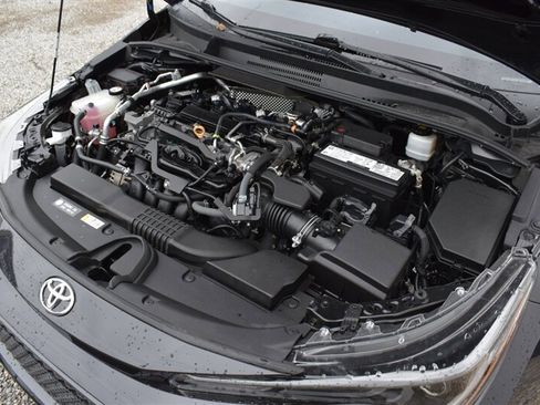 Used 2021 Toyota Corolla SE FWD image 31