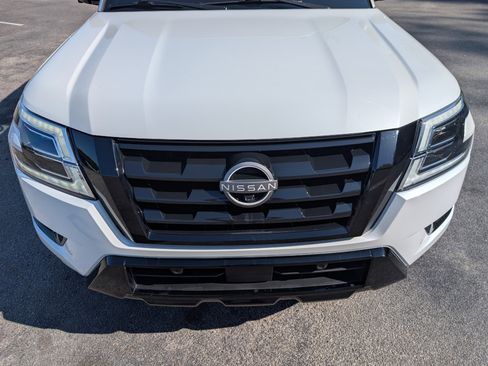 Used 2023 Nissan Armada SL w/ Midnight Edition Package image 12