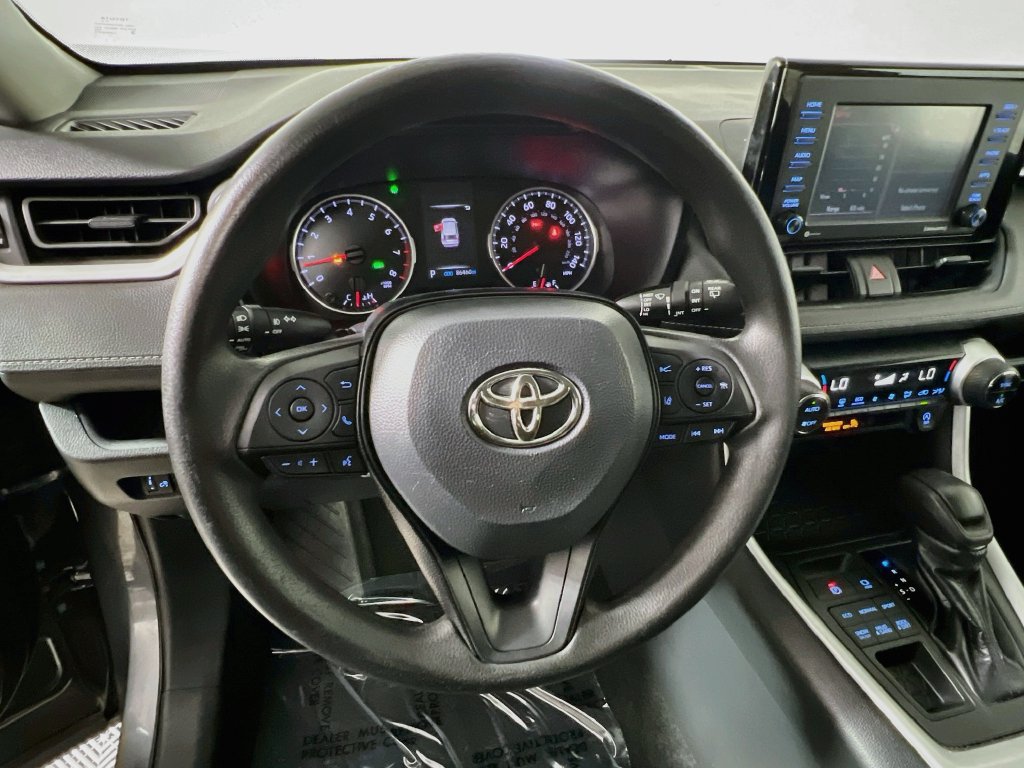 Used 2021 Toyota RAV4 XLE AWD/4WD image 15