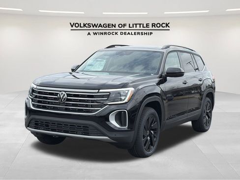 New 2026 Volkswagen Atlas SE FWD image 1