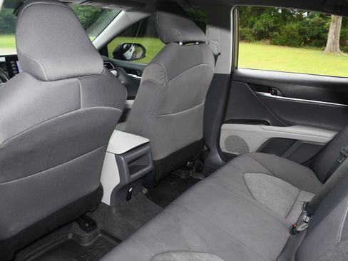 Used 2023 Toyota Camry LE image 15