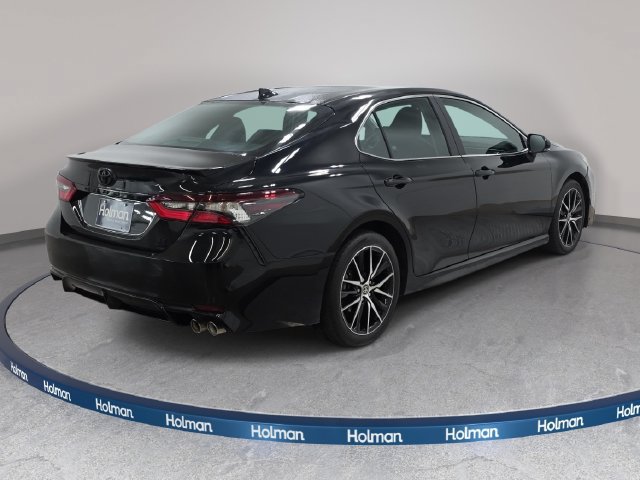 Certified 2024 Toyota Camry SE w/ Cold Weather Package AWD/4WD image 5