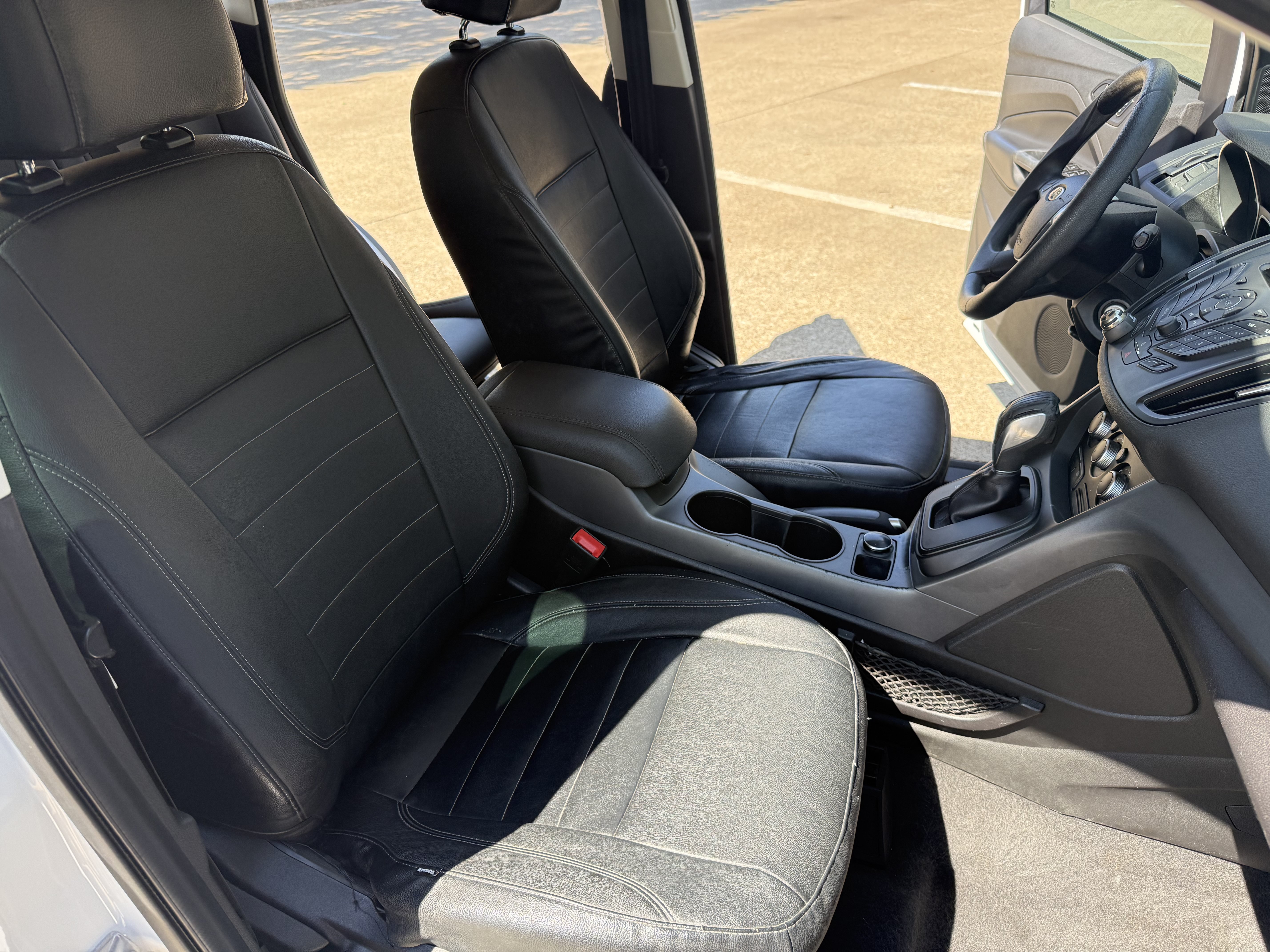 Used 2015 Ford Escape S FWD image 18