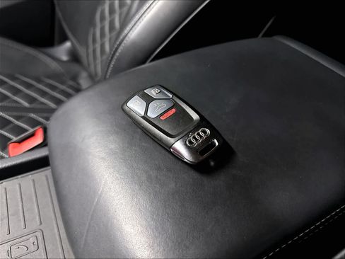 Used 2024 Audi SQ5 Prestige w/ Prestige Package AWD/4WD image 12