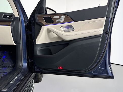 New 2026 Mercedes-Benz GLE 450e 4MATIC image 23