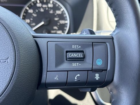 Certified 2024 Nissan Rogue SV w/ SV Premium Package FWD image 39