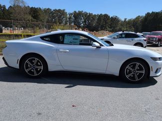 New 2025 Ford Mustang Coupe video 3