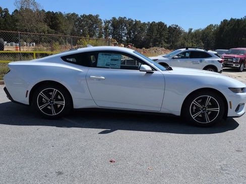 New 2025 Ford Mustang Coupe image 3