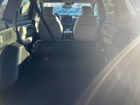 Used 2017 Honda CR-V Touring image 12