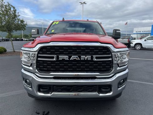Used 2024 RAM 2500 Big Horn w/ Bed Utility Group AWD/4WD image 14