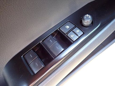 Used 2025 Toyota Camry XSE AWD/4WD image 13