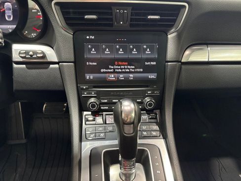 Used 2017 Porsche 911 Carrera image 54