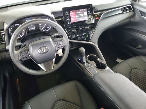 Used 2024 Toyota Camry SE FWD image 12