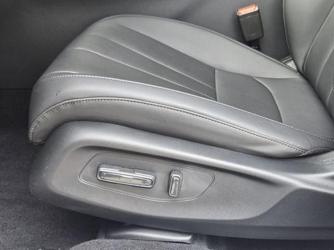 Certified 2025 Acura ADX FWD image 24