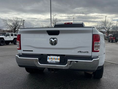 Used 2024 RAM 3500 Big Horn AWD/4WD image 35