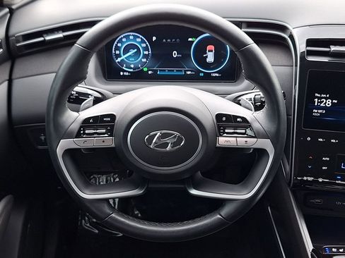 Certified 2024 Hyundai Tucson Limited AWD/4WD image 15
