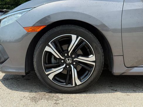 Used 2016 Honda Civic Touring image 5