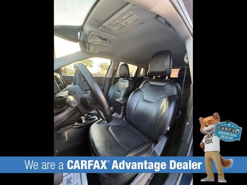 Used 2019 Jeep Compass Limited image 36