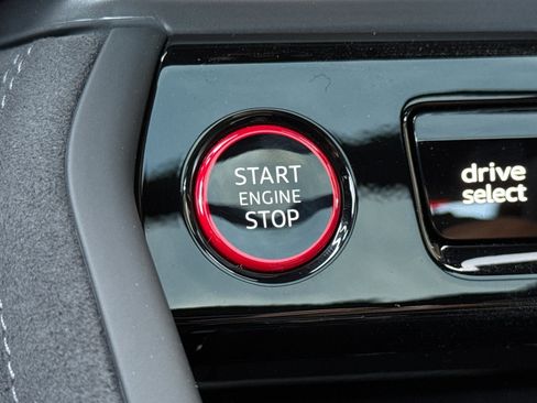 New 2025 Audi SQ5 Premium Plus image 20