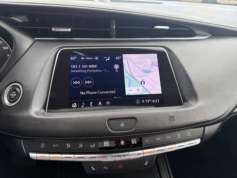 Used 2020 Cadillac XT4 Premium Luxury w/ Cold Weather Package FWD image 20