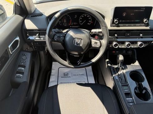 Certified 2024 Honda Civic EX image 36