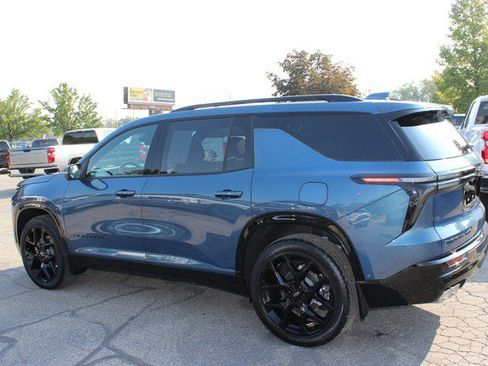 Used 2026 Chevrolet Traverse RS w/ LPO, Floor Liner Package AWD/4WD image 3