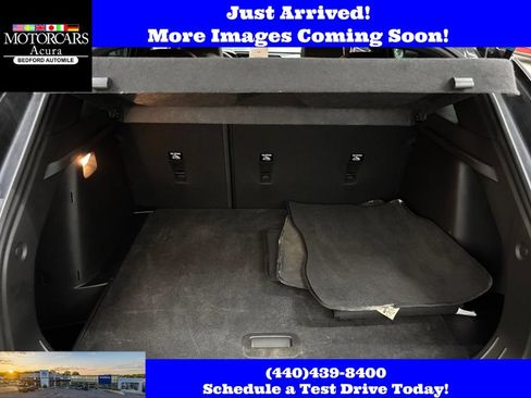 Used 2025 Chevrolet Trax RS FWD image 16