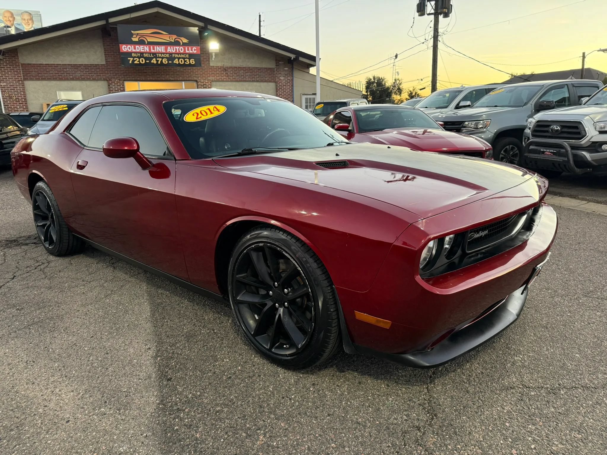 Used 2014 Dodge Challenger R/T RWD image 7