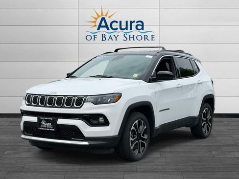Used 2023 Jeep Compass Limited AWD/4WD image 2