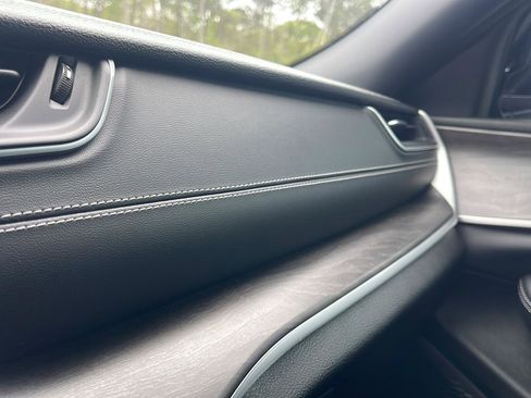 Certified 2024 Jeep Grand Cherokee L Limited w/ Black Appearance Package image 20