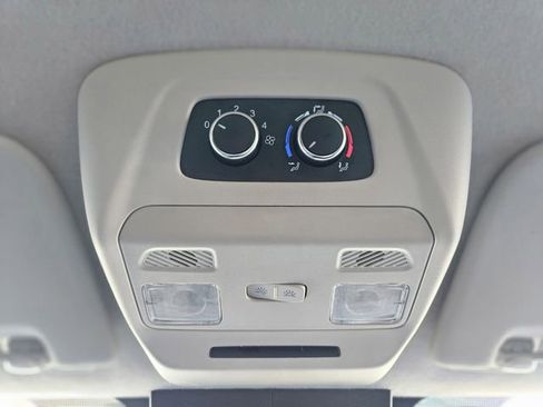 Used 2024 Ford Transit 350 XLT RWD image 25