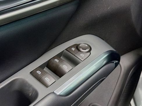 New 2026 Chevrolet Traverse LT image 18