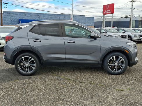 Used 2020 Buick Encore GX Select w/ Advanced Technology Package FWD image 6