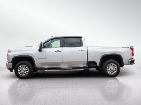 Used 2022 Chevrolet Silverado 2500 LTZ w/ LTZ Convenience Package AWD/4WD image 2