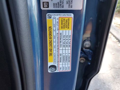 Used 2025 Chevrolet Suburban Premier RWD image 30