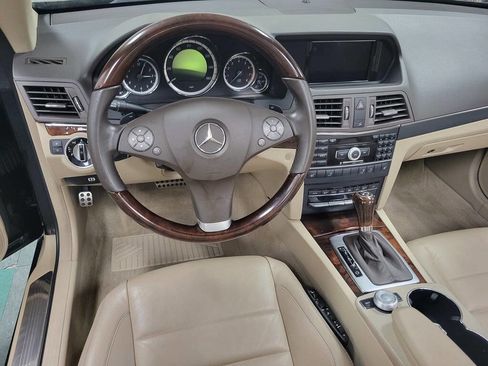 Used 2011 Mercedes-Benz E 350 Cabriolet w/ Premium 1 Pkg image 32