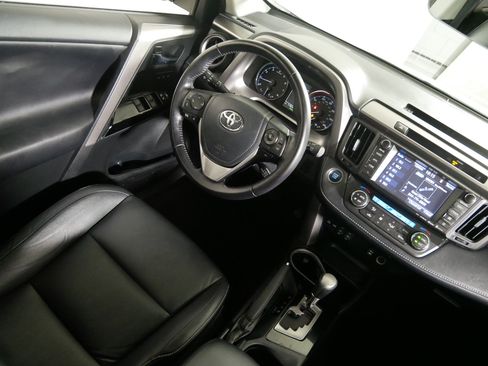 Used 2016 Toyota RAV4 Limited AWD/4WD image 9