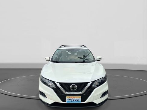 Used 2020 Nissan Rogue Sport SV w/ All-Weather Package AWD/4WD image 3