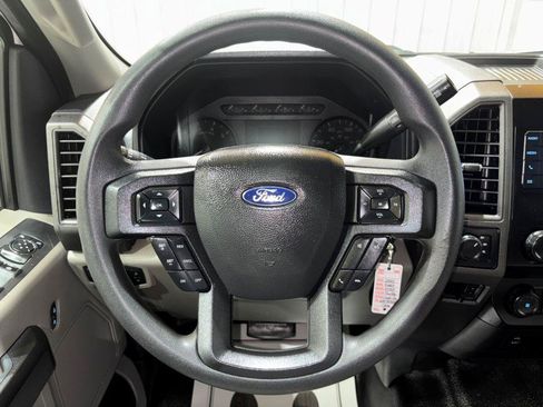 Used 2022 Ford F250 XL w/ STX Appearance Package AWD/4WD image 18
