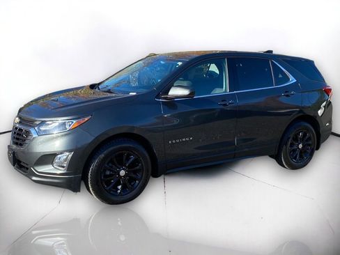 Used 2019 Chevrolet Equinox LT image 2