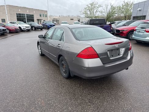Used 2006 Honda Accord EX image 7