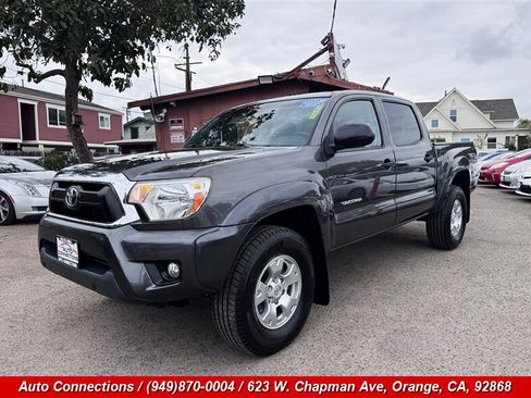 Used 2013 Toyota Tacoma PreRunner w/ TRD Off-Road Pkg RWD image 2
